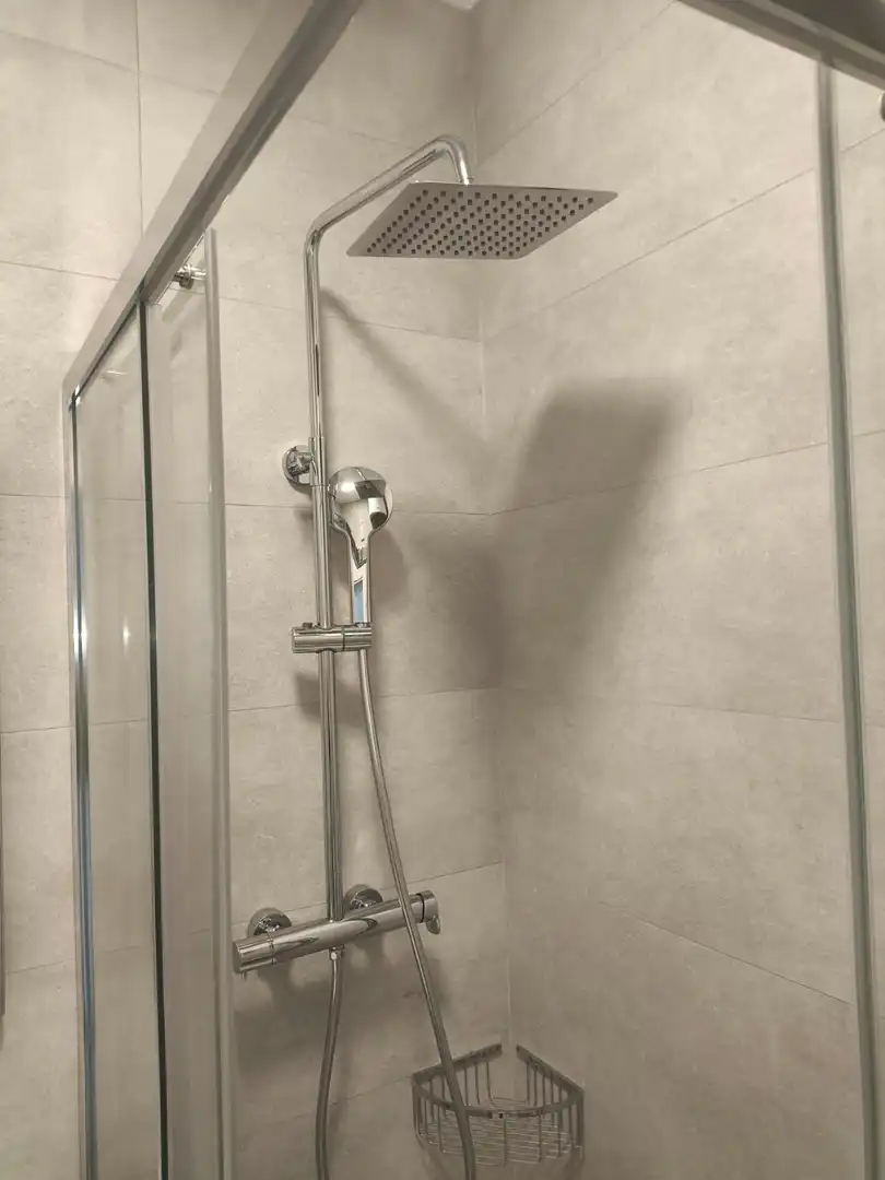 Bany de Apartament de lloguer en A Coruña Capital 