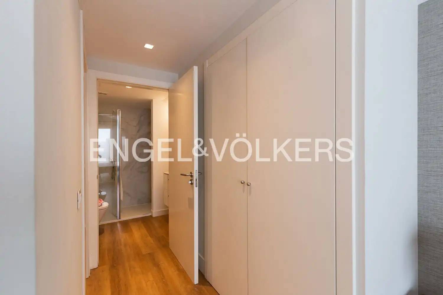 Ático en venta en Valencia con Aire acondicionado, Calefacción y Jardín privado
