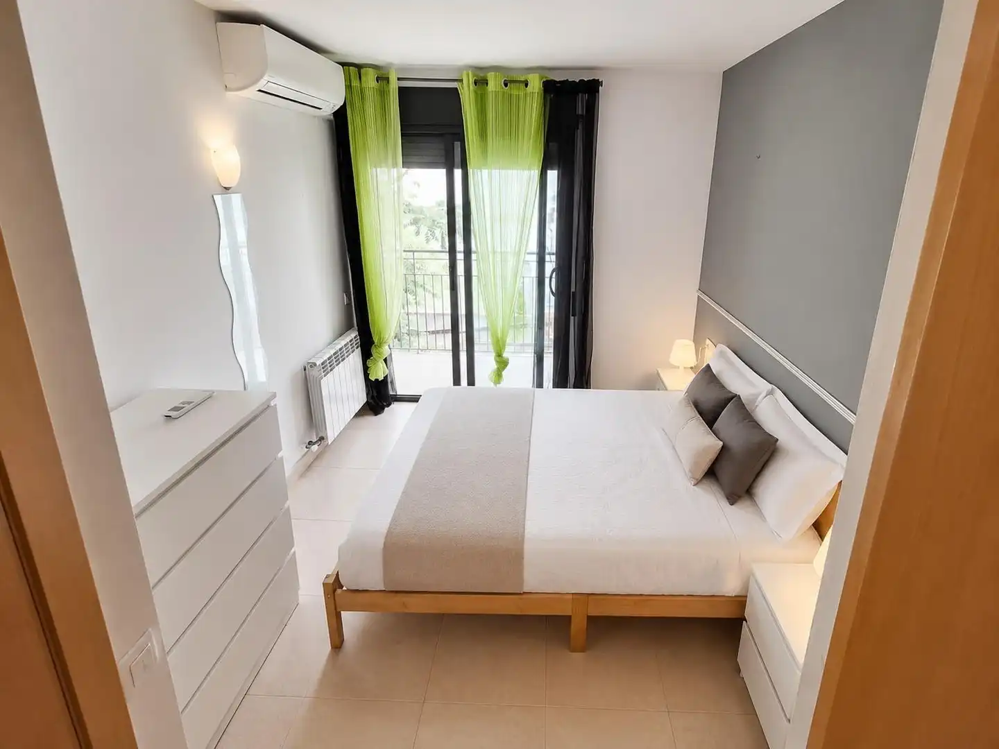Bedroom of Flat for sale in Sitges  with Air Conditioner, Heating and Balcony