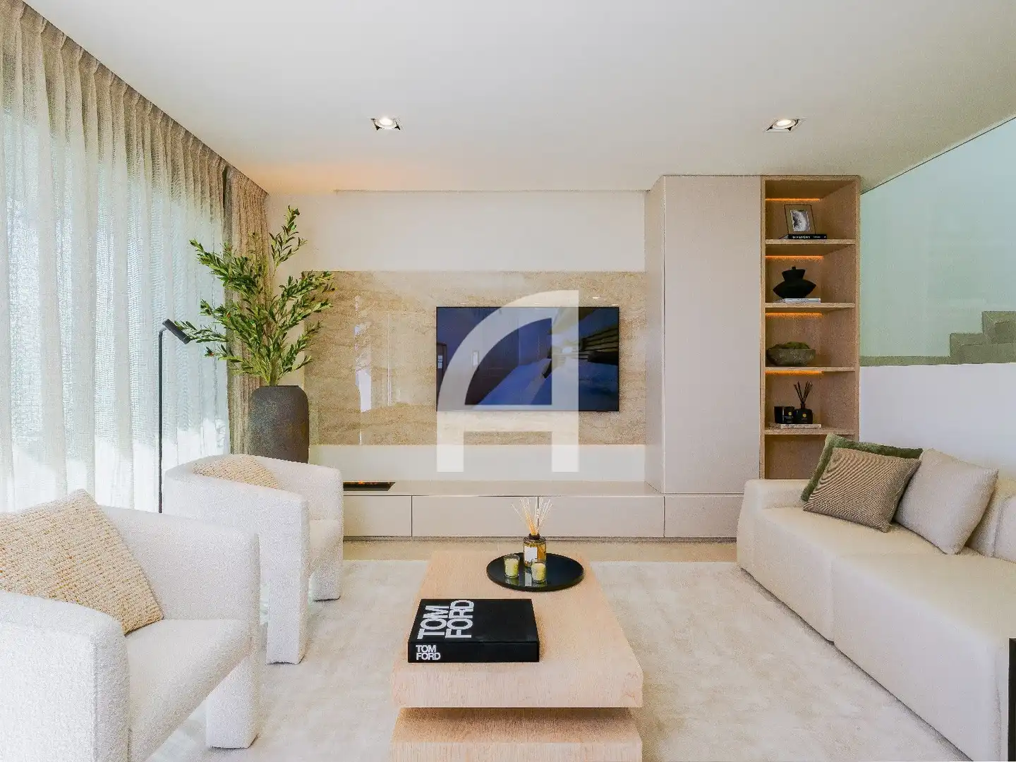 Living room of Detached homes for sale in Fuengirola  with Air Conditioner, Heating and Private garden