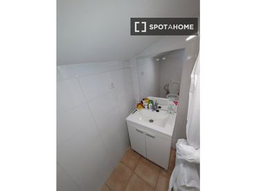 Piso con balcón en alquiler en Latina
