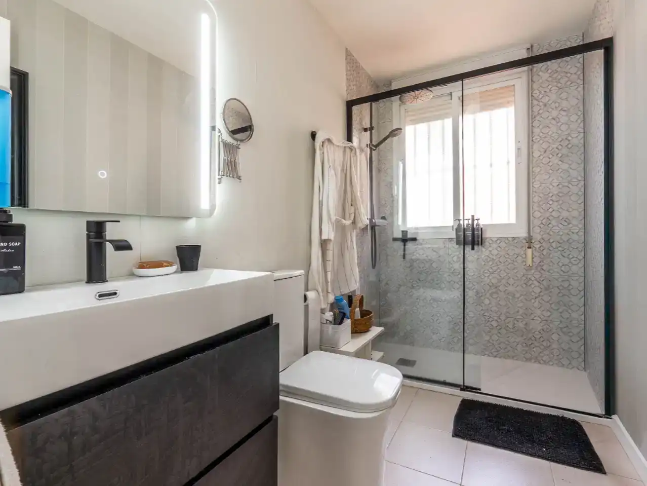 Baño de Piso en venta en Granada con Aire acondicionado, Parquet y Trastero