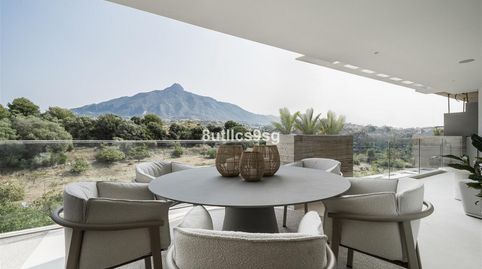 Image 2 of the listing