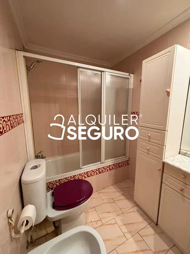 Badezimmer von Wohnung zur Miete in Puente de Vallecas