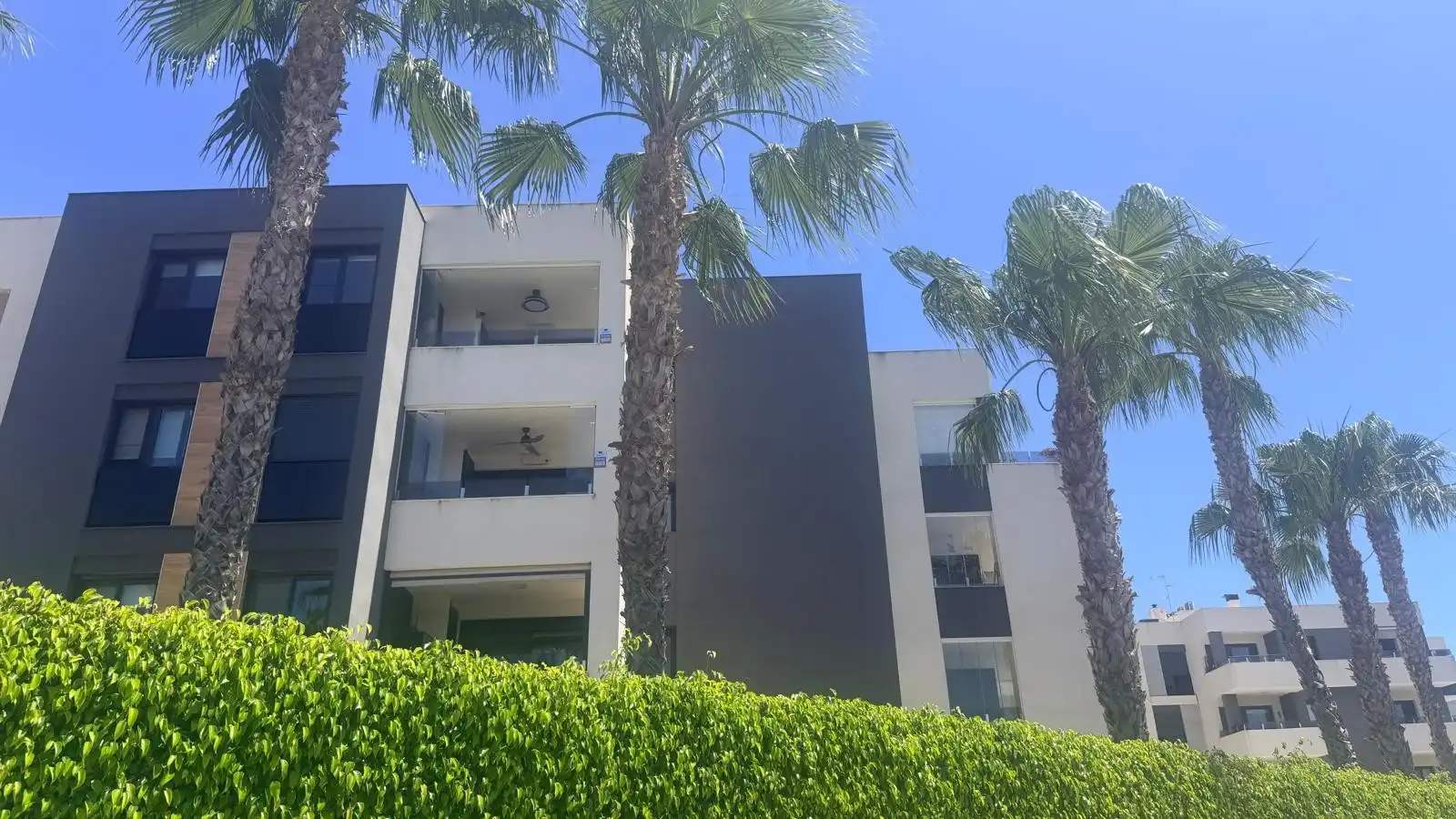 Apartamento con piscina en venta en Orihuela Costa, imagen 2