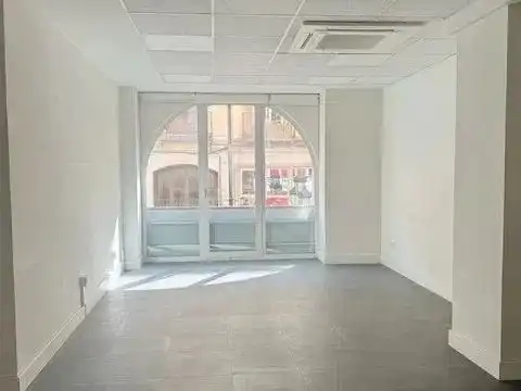 Büro zur Miete in Zaragoza mit Klimaanlage und Heizung