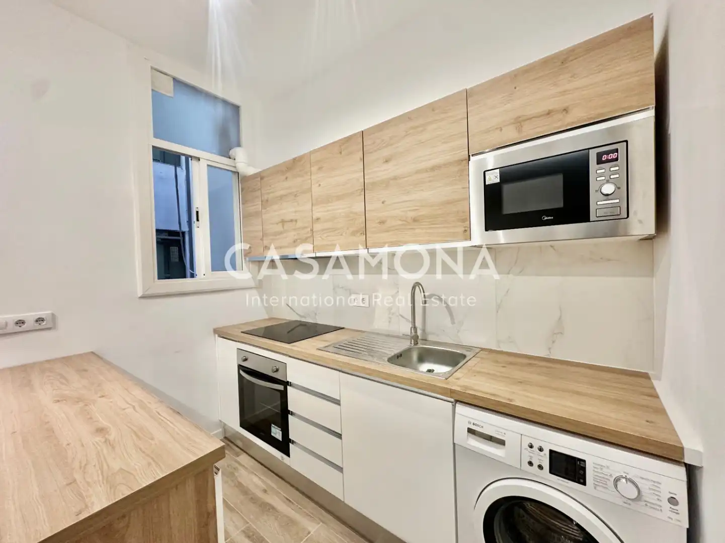 Apartamento con terraza en alquiler en Ciutat Vella, imagen 3