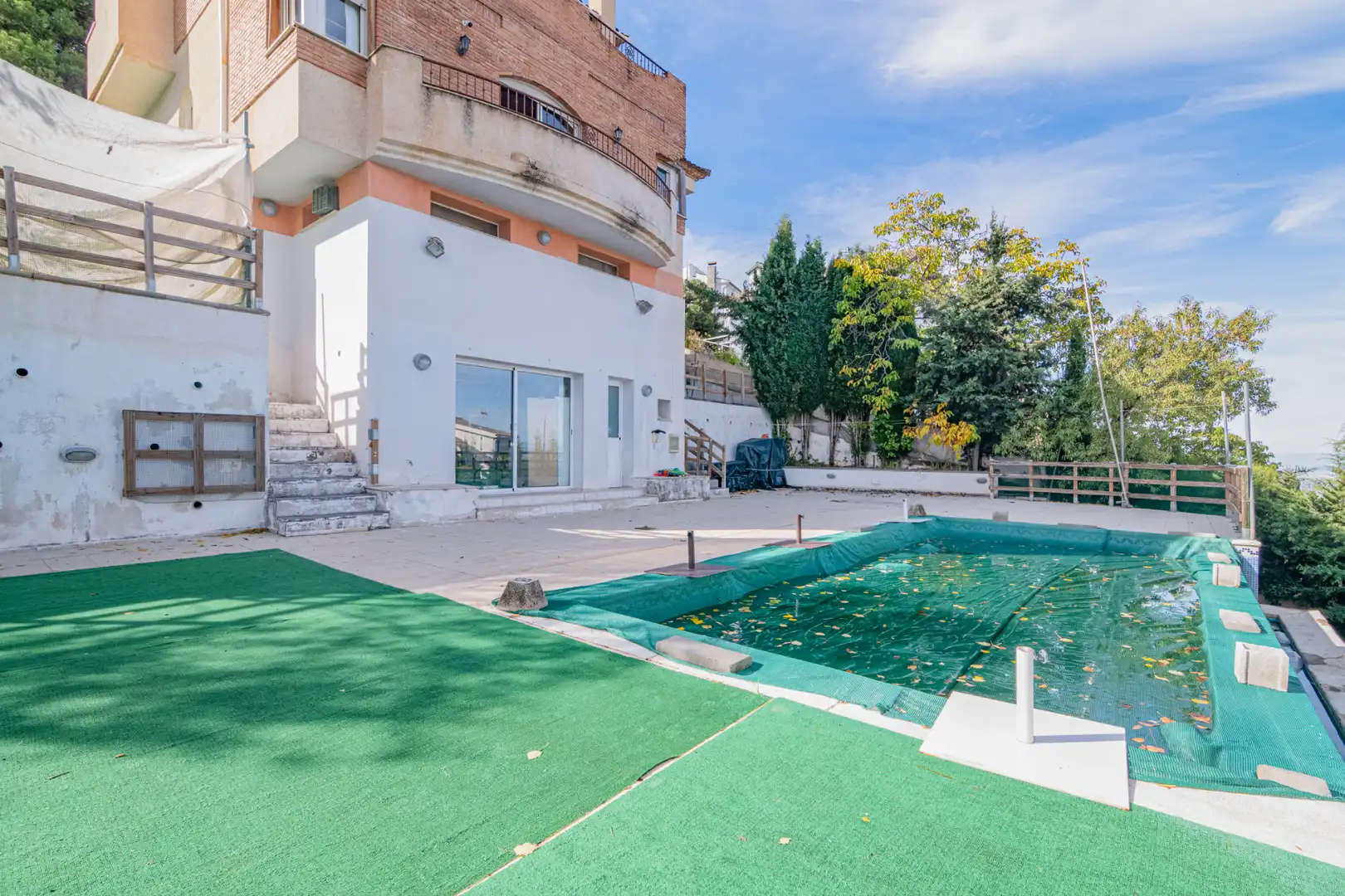 Piscina de Casa o chalet en venta en La Zubia con Aire acondicionado, Calefacción y Jardín privado