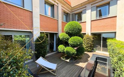 Garden of House or chalet for sale in  Barcelona Capital  with Air Conditioner, Heating and Private garden