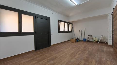 Foto 5 de Planta baixa en venda a Carrer de Conca, El Camp de l'Arpa del Clot, Barcelona