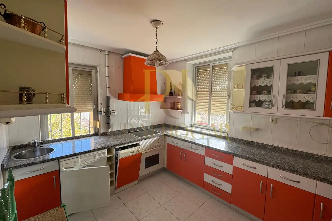Kitchen of Houses for sale in León Capital   with Heating, Private garden and Parquet flooring