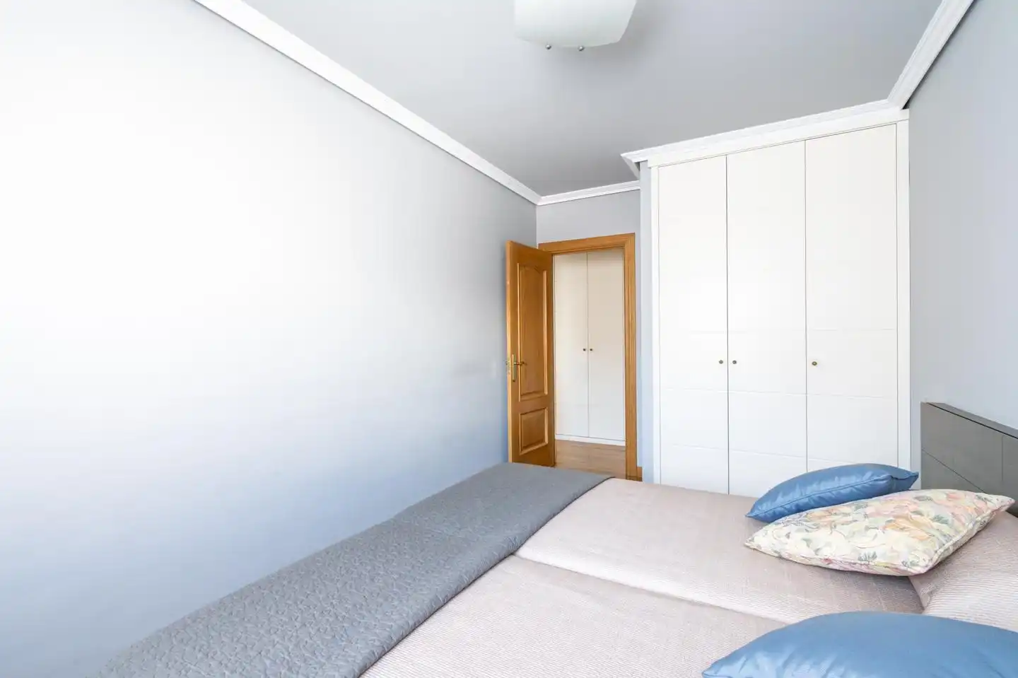 Flat for sale in Felisa Munárriz, Milagrosa