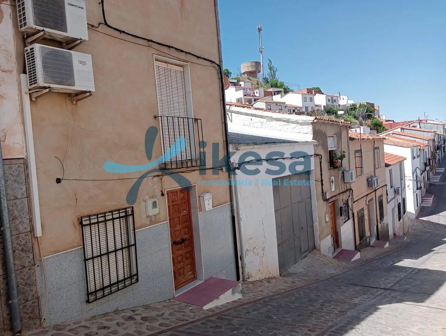 Vista exterior de Casa adosada en venta en Santisteban del Puerto
