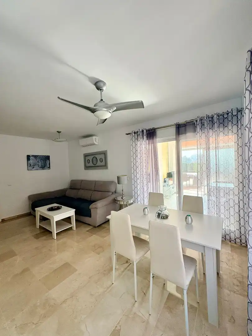 Habitatge amb piscina en venda a Riviera del Sol, imagen 8