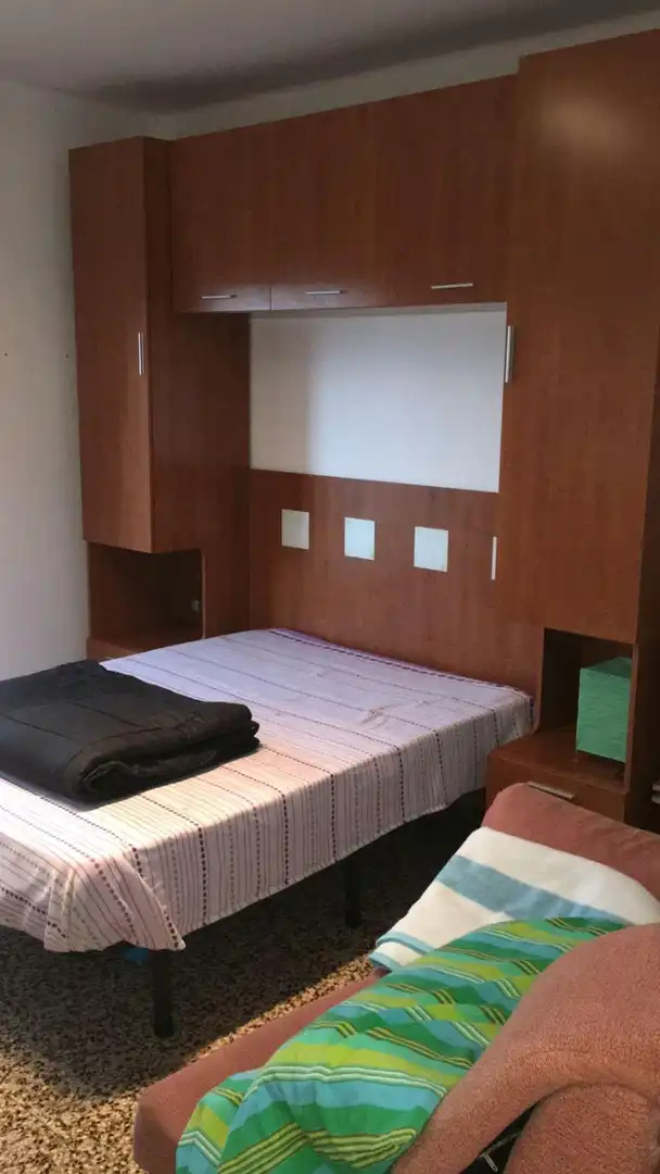 Dormitori de Pis en venda en Ponferrada amb Calefacció, Terrassa i Traster