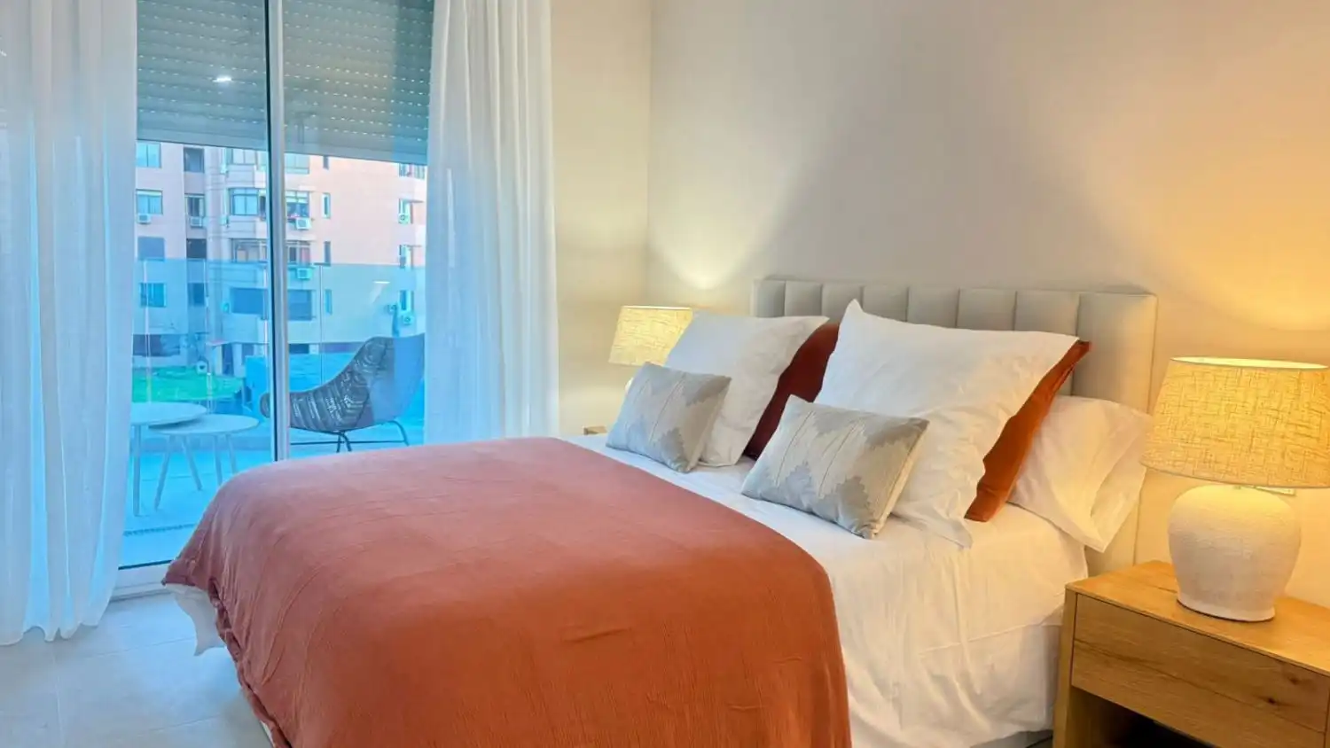 Apartamento con piscina en venta en Martínez Catena, imagen 27
