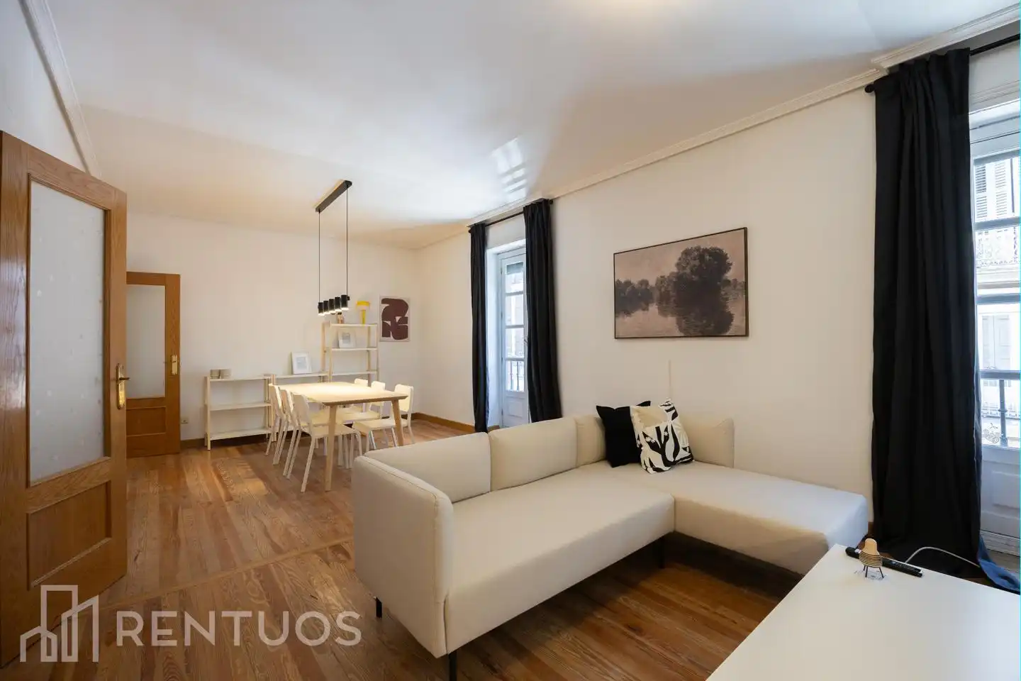 Wohnzimmer von Wohnung zur Miete in Madrid mit Heizung, Parkett und Möbliert
