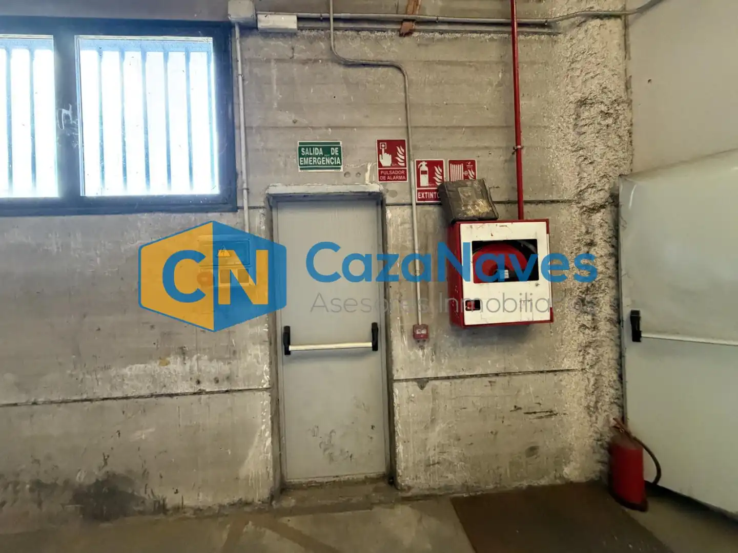 Aparcament de Nau industrial en venda en Arganzuela