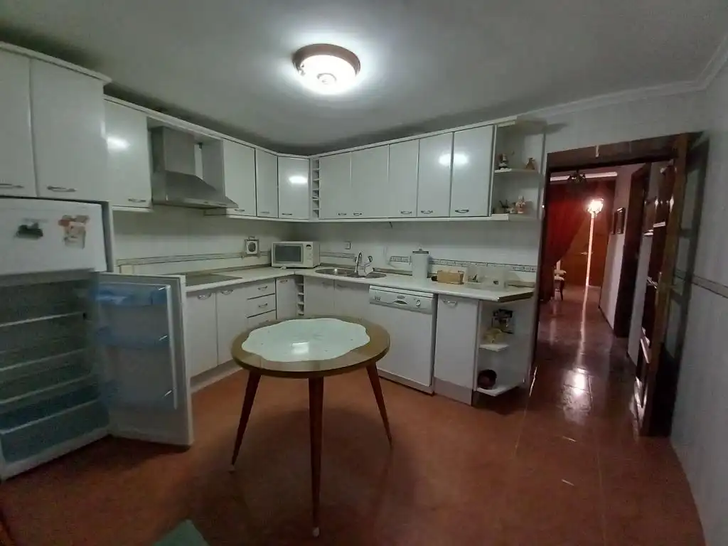 Cocina de Casa adosada en venta en Martos con Terraza y Amueblado