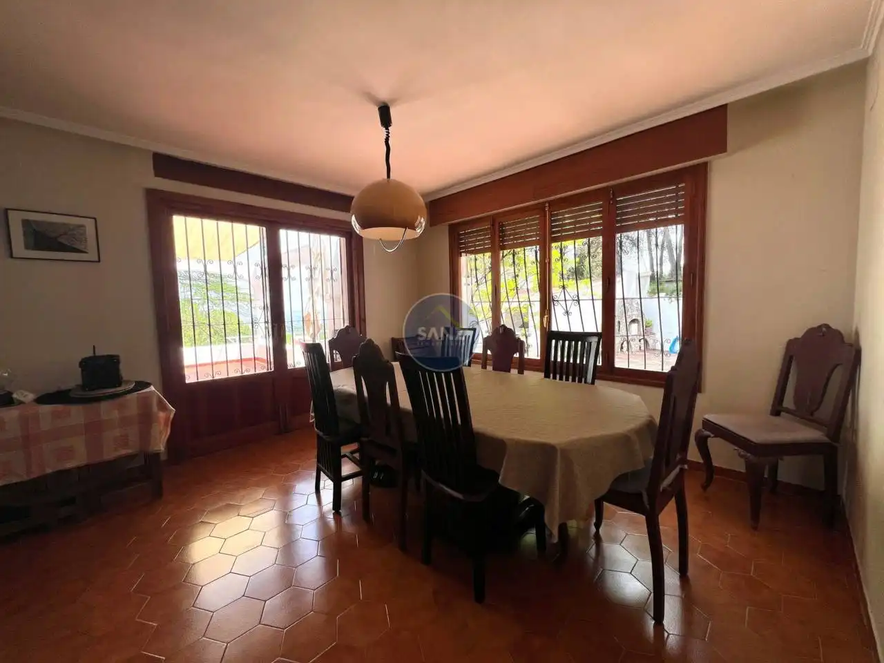 Menjador de Casa o xalet en venda en Agullent amb Jardí privat i Piscina