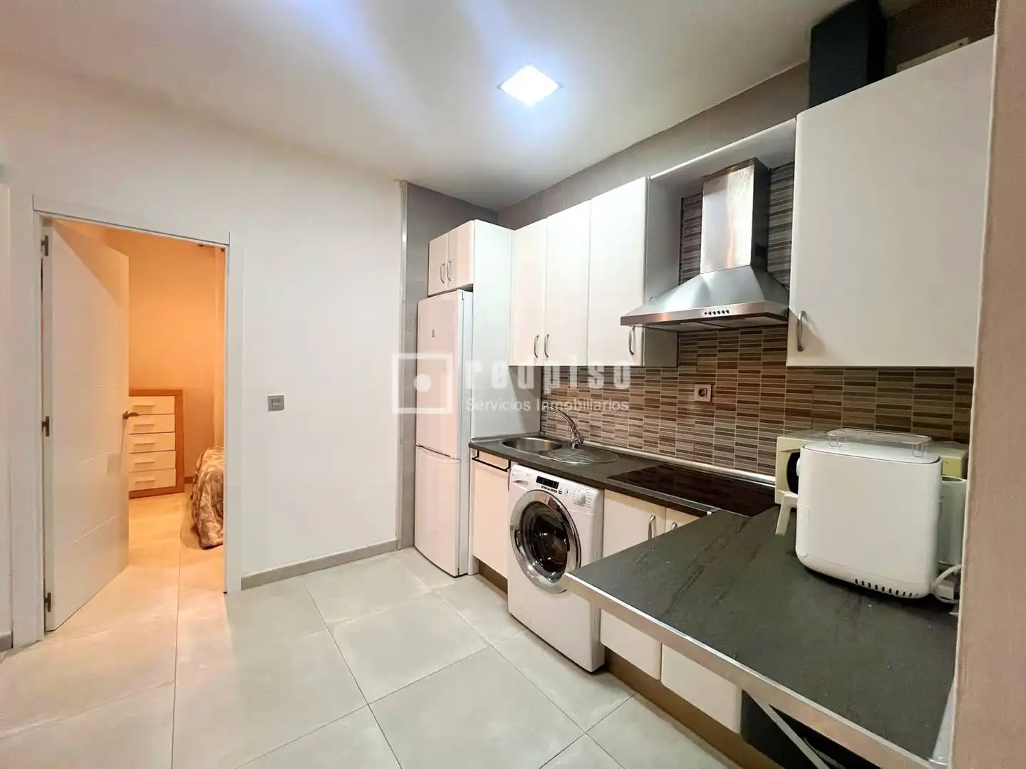 Piso en venta en La Carihuela - Los Nidos, imagen 5