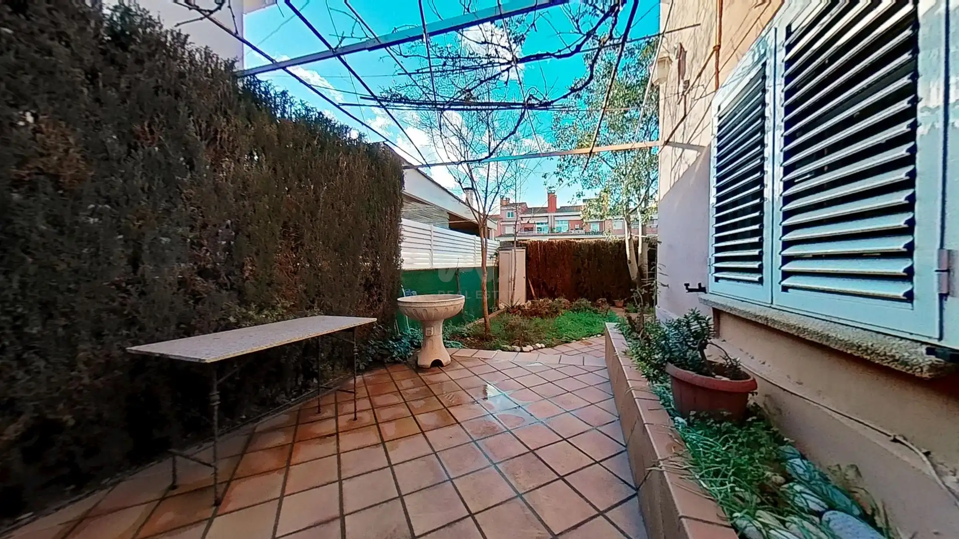 Jardín de Casa adosada en venta en Castellón de la Plana / Castelló de la Plana con Aire acondicionado, Calefacción y Terraza