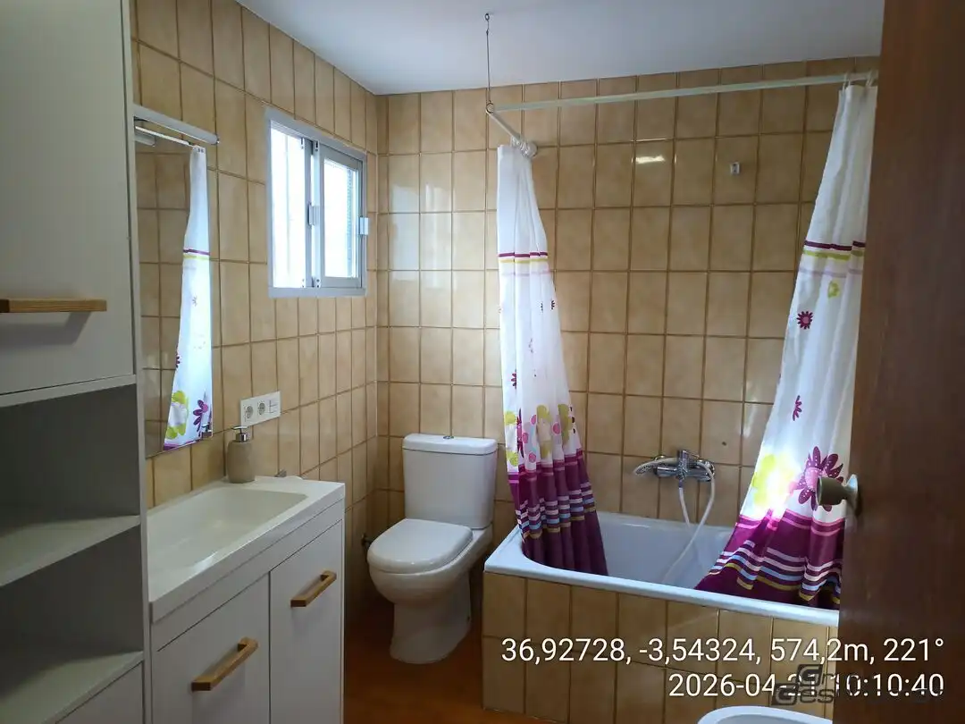 Baño de Casa adosada en venta en Lecrín con Jardín privado, Terraza y Trastero