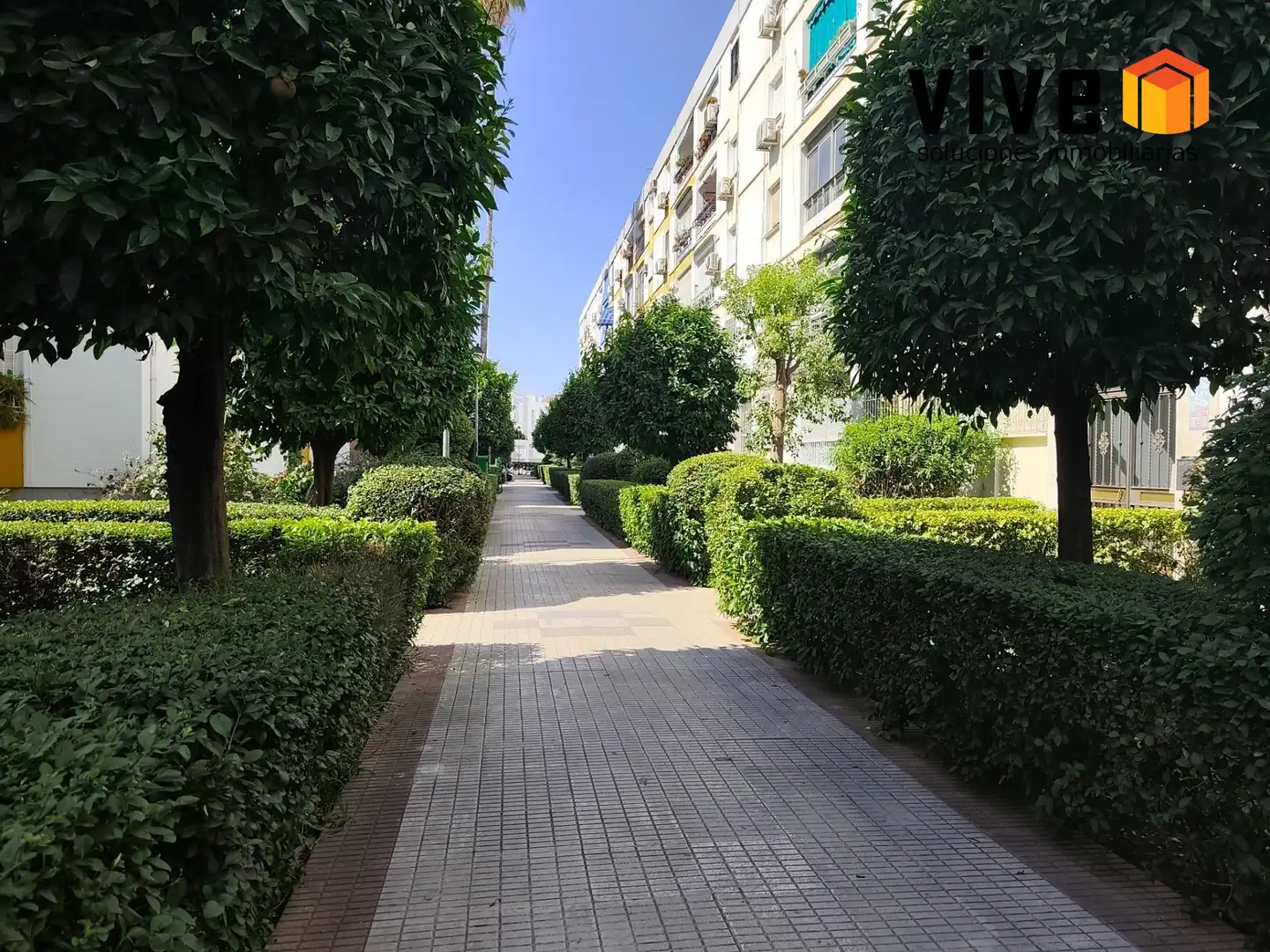 Vista exterior de Piso en venta en Sevilla con Aire acondicionado, Terraza y Trastero