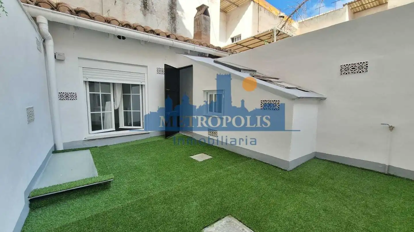 Vista exterior de Casa o chalet en venta en Burriana / Borriana con Aire acondicionado, Jardín privado y Terraza