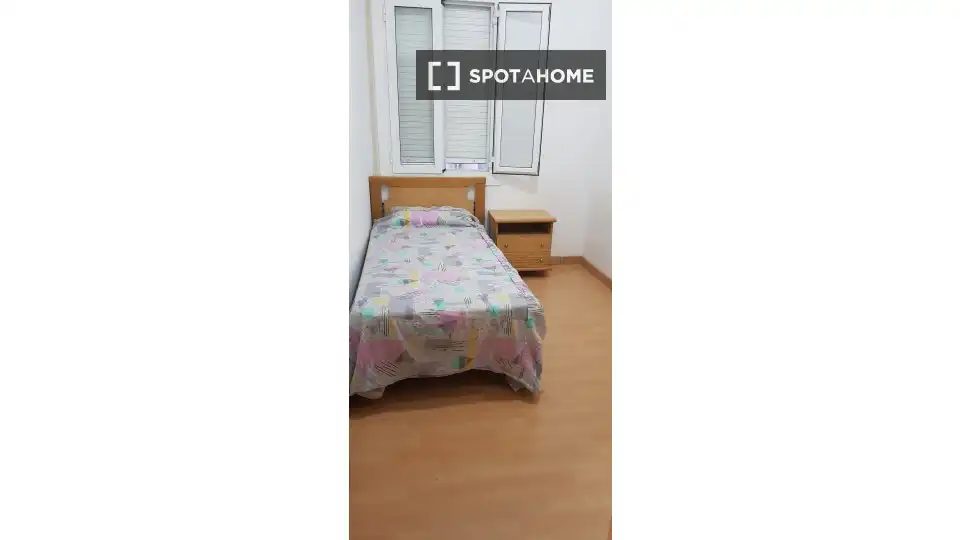 Dormitori de Apartament per a compartir en Sant Martí