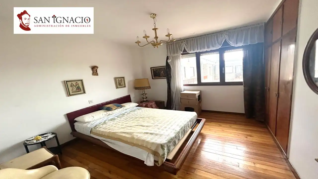 Habitación de Piso en venta en Villarcayo de Merindad de Castilla la Vieja con Terraza y Amueblado