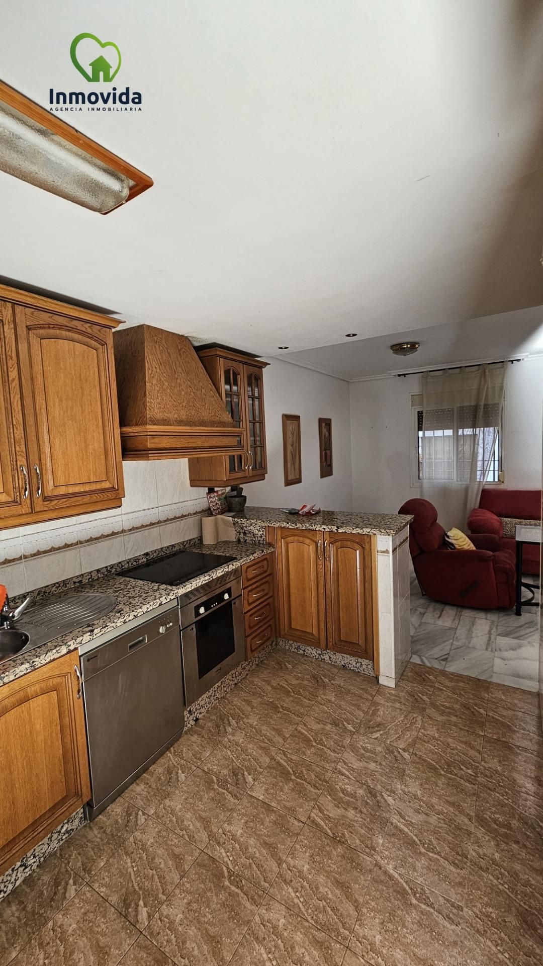 Cuina de Casa o xalet en venda en  Córdoba Capital amb Parquet, Terrassa i Balcó