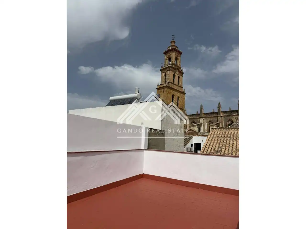 Vista exterior de Piso en venta en Utrera con Trastero y Balcón