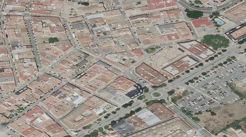 Foto 2 de Edifici en venda a Calle Fuerzas Armadas, Pueblo, L'Eliana