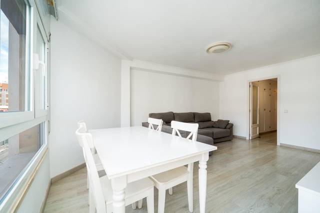 Piso en Venta en Son Canals
