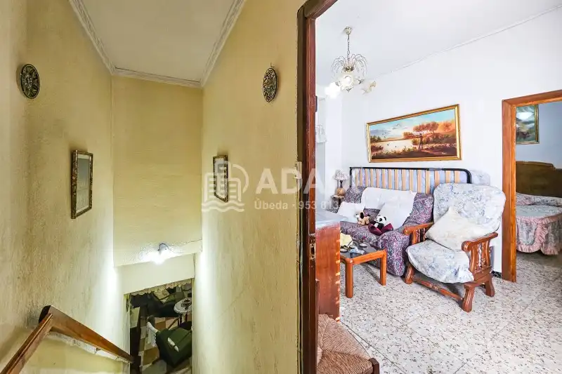 Casa o xalet en venda en Úbeda amb Terrassa, Traster i Balcó