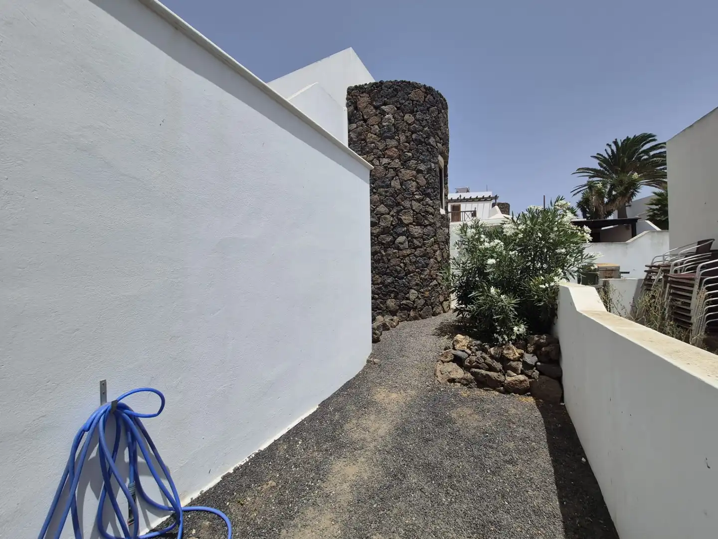 Vista exterior de Casa o xalet en venda en San Bartolomé amb Aire condicionat, Jardí privat i Terrassa