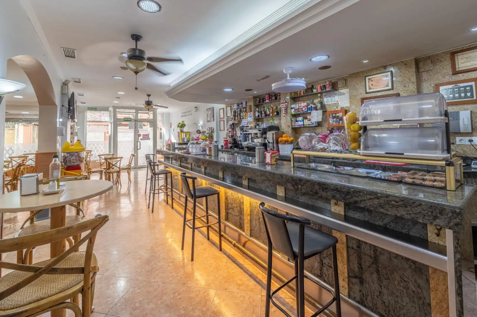 Business premises for sale in de Jueves, imagen 15