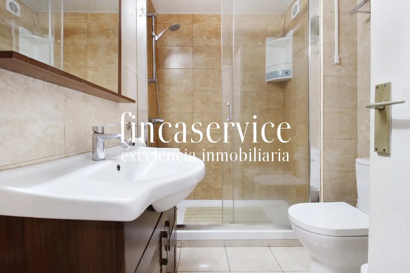 Baño de Piso en venta en Sant Boi de Llobregat con Aire acondicionado, Calefacción y Amueblado