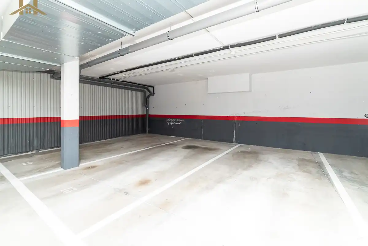 Parking de Piso en venta en Guadarrama con Aire acondicionado, Calefacción y Piscina comunitaria