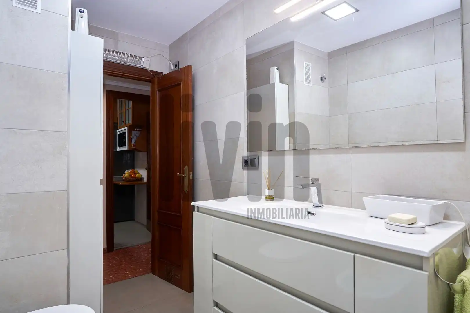Baño de Piso en venta en Torredelcampo con Calefacción, Terraza y Trastero