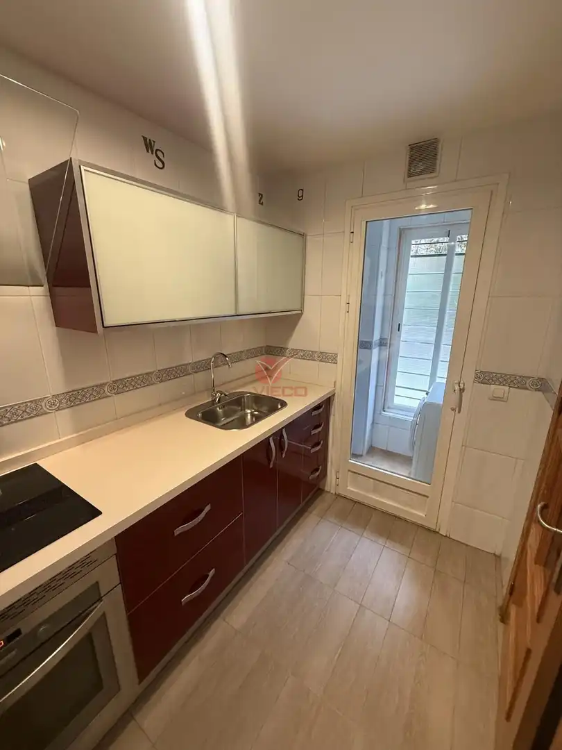 Cocina de Piso en venta en Cuenca con Calefacción, Trastero y Amueblado