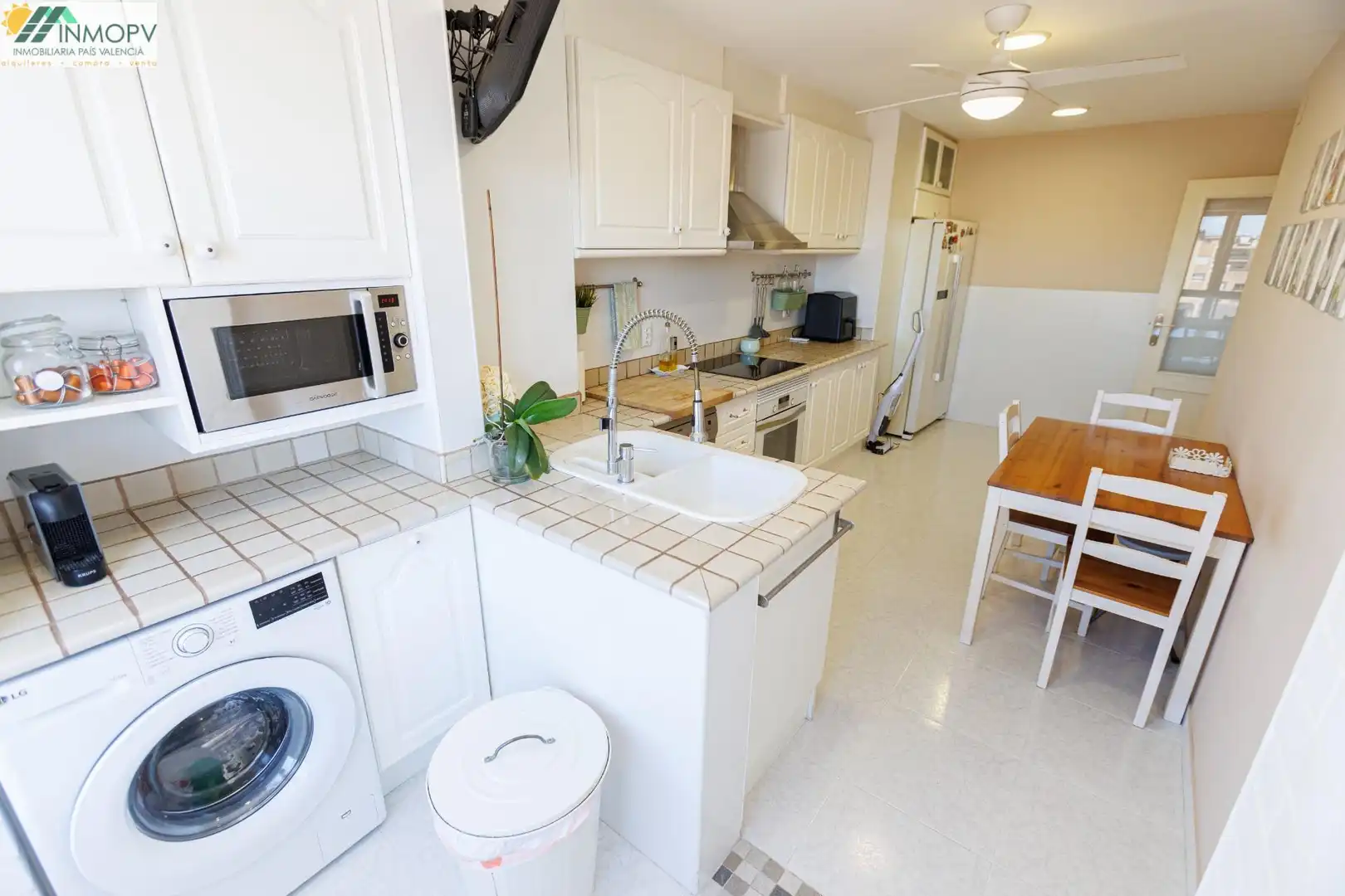 Flat with terrace for sale in Casco Urbano, imagen 11