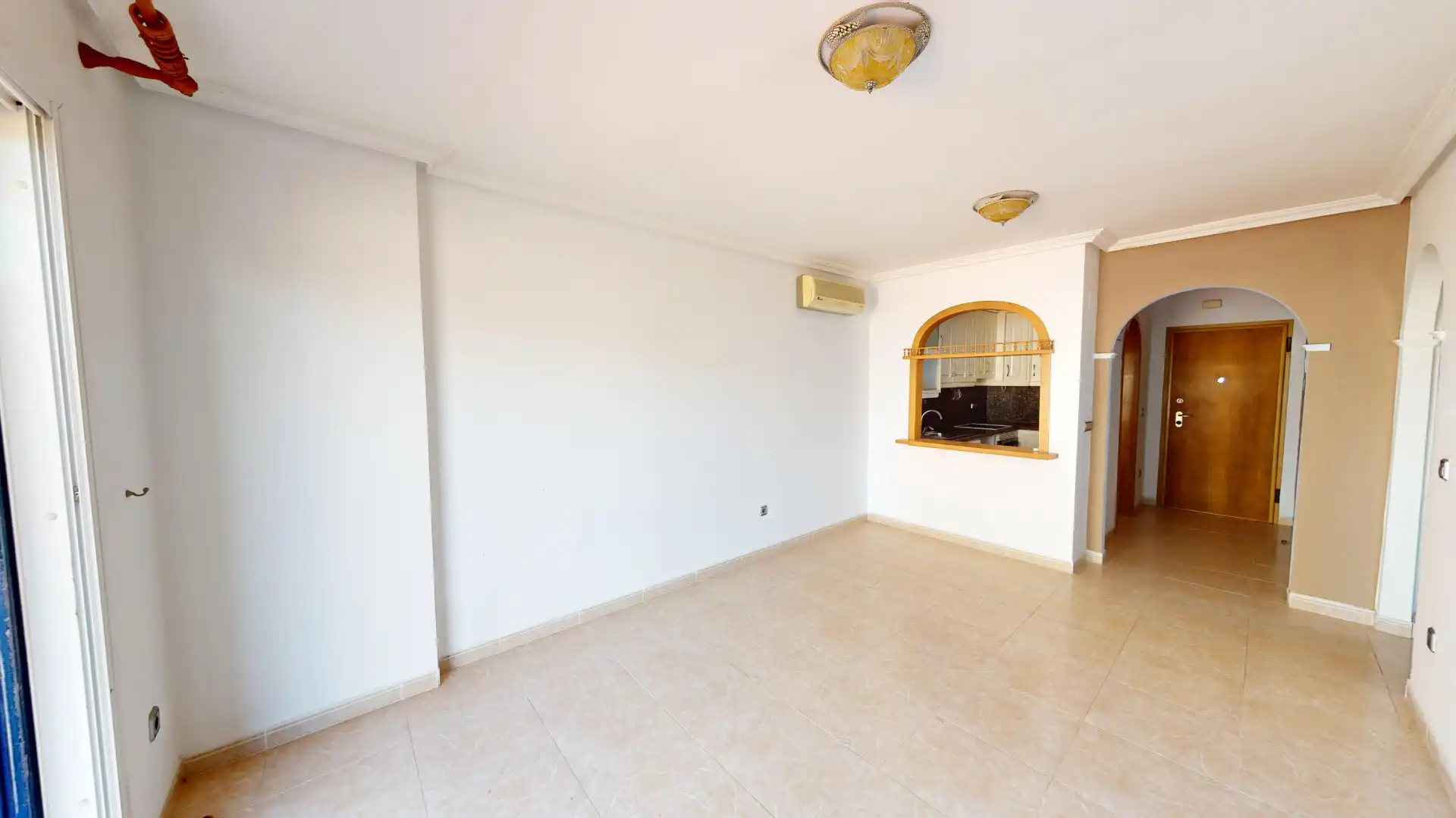 Flat for sale in Torrevieja  with Air Conditioner, Terrace and Community pool