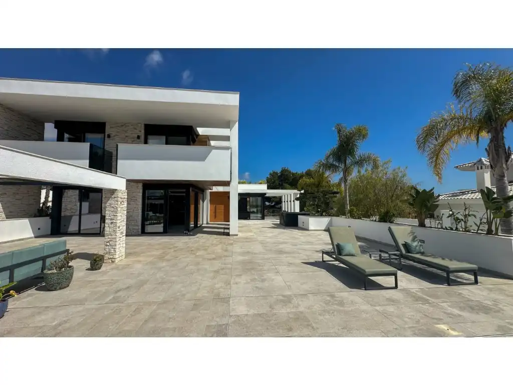 House with pool for sale in Urbanizacion V Martin Brisas 152, imagen 5