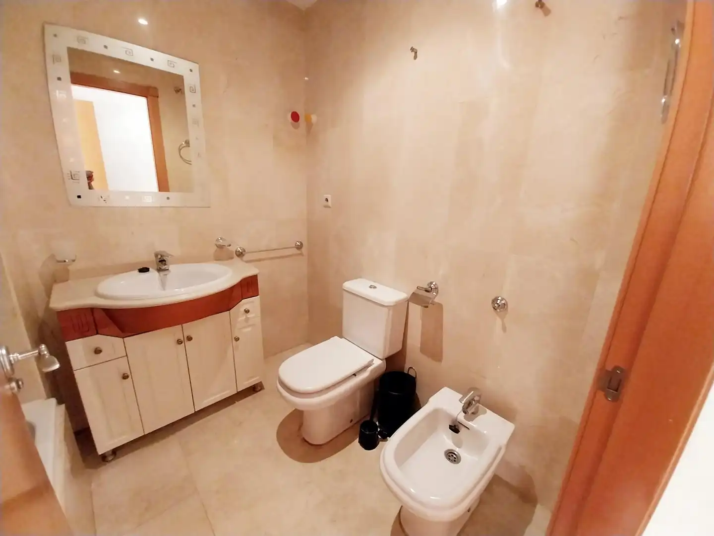 Bathroom of Ground floor for sale in Benalmádena  with Air Conditioner, Heating and Private garden