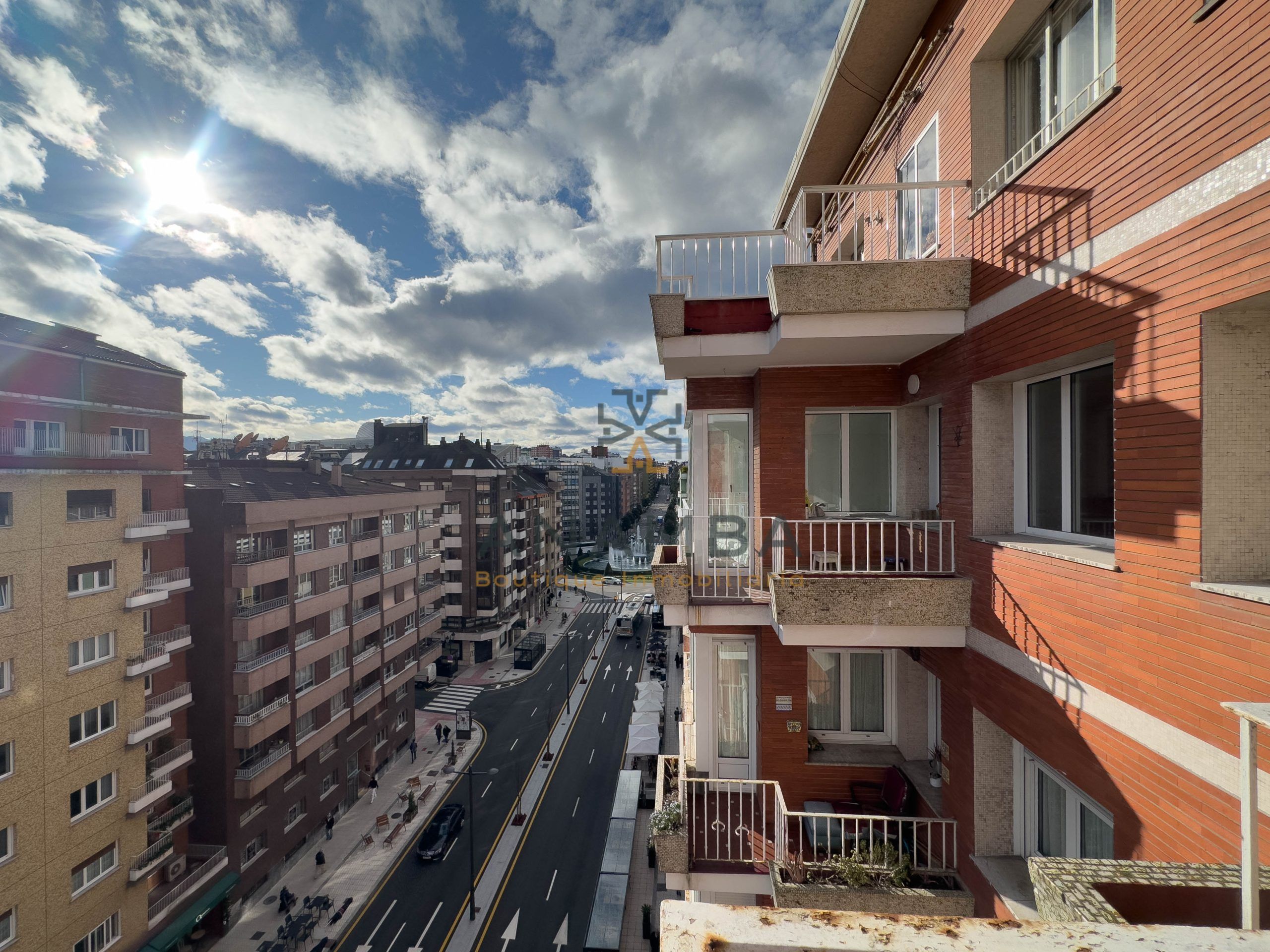 Piso en venta en Plaza de América, Centro - Casco Histórico