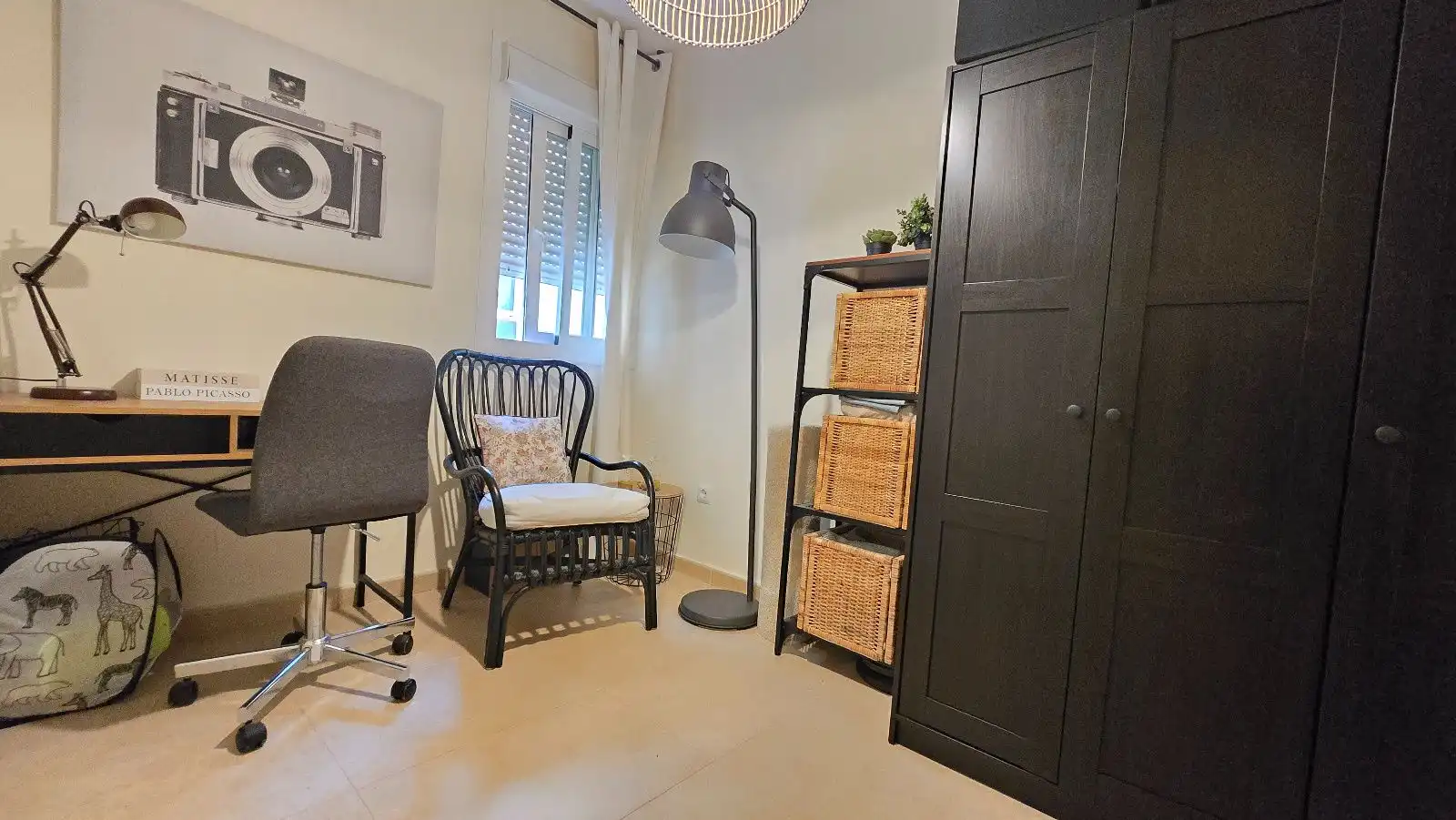 Bedroom of Flat for sale in El Pinillo 