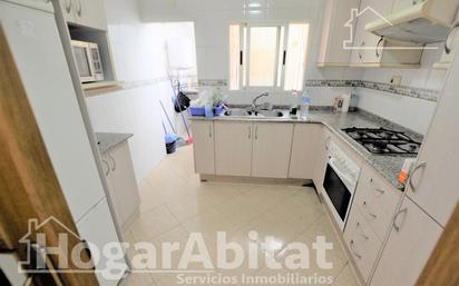 Kitchen of Flat for sale in Rafelbuñol / Rafelbunyol  with Air Conditioner, Terrace and Storage room