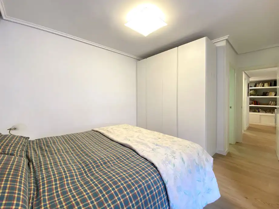 Bedroom of Flat for sale in Vitoria - Gasteiz  with Heating, Terrace and Storage room